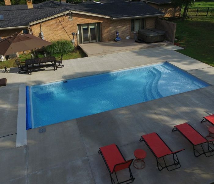 Aspen 35 Columbus, OH Easy Living Pools
